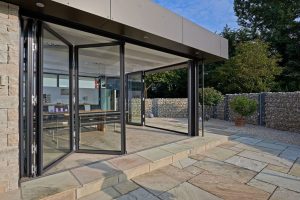 Glas-Faltwände von Frank Dreher aus Wendlingen